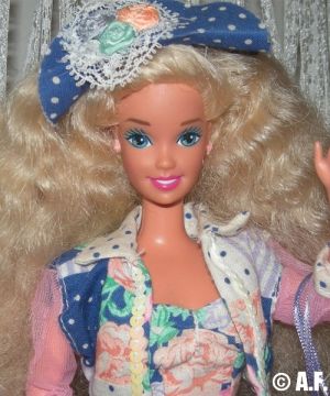 1992 Teen Talk Barbie, blonde - blue hat