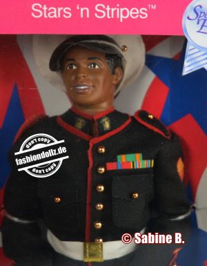 1992 Stars 'n Stripes - Marine Corps Ken AA #5352
