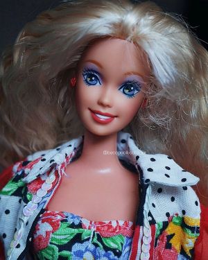 1992 Teen Talk Barbie, blonde - black hat "Ich spreche mit dir"