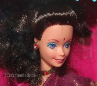 1993 Barbie in India #9929, Leo Mattel