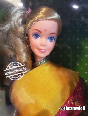 1993 Barbie in India, blonde #9910, Leo Mattel