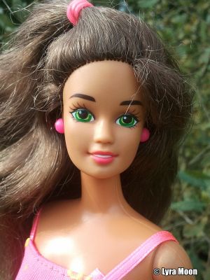 1995 Ruffle Fun / Riviera Barbie, Hispanic / brunette #12435
