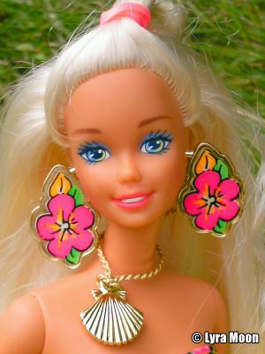 1995 Tropical Splash / Hawaii Barbie #12446 USA
