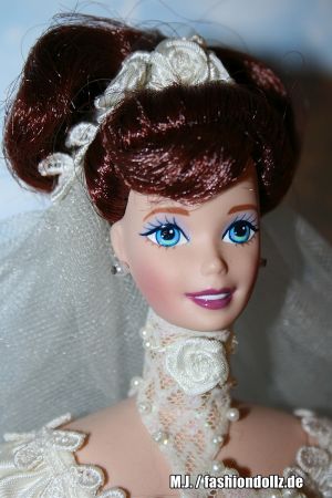 1996 Romantic Rose Bride Porcelain Barbie #14541