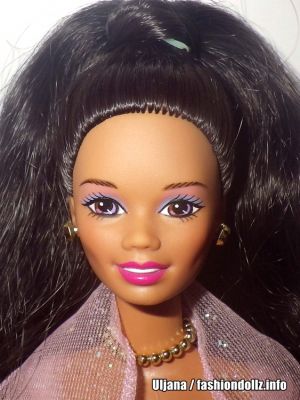 1997 Fantasy Ball Barbie AA #18595
