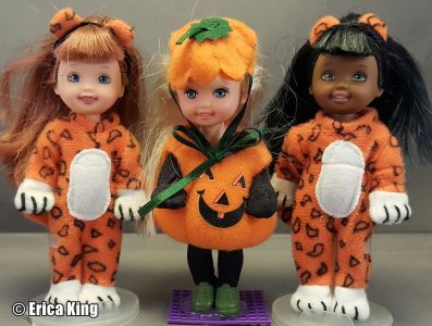 1999 Halloween Fun  / 1997 Happy Halloween Barbie & Kelly