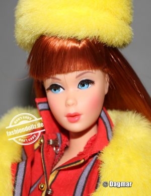 1998 Twist ’N Turn Barbie Repro #23258, redhair