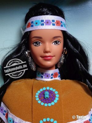 1998 Dolls of the World - Native American 4th Edition #18558