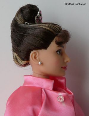 1999 Audrey Hepburn Barbie - Breakfast at Tiffany's # 20665