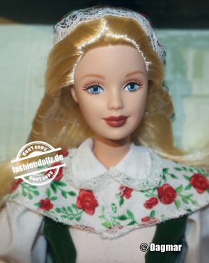 2000 Dolls of the World - Swedish Barbie (2nd Edition) #24672