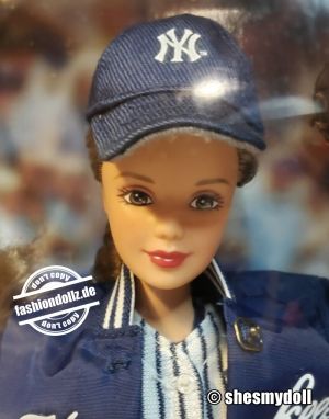1999 Baseball Barbie, New York Yankees #23881