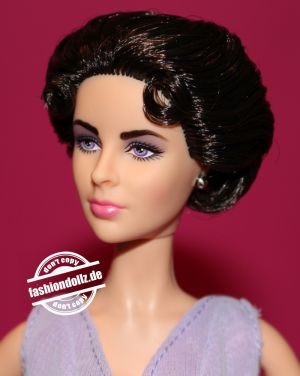 2000 The Elizabeth Taylor Barbie #      28076