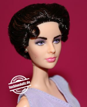 2000 The Elizabeth Taylor Barbie #        28076
