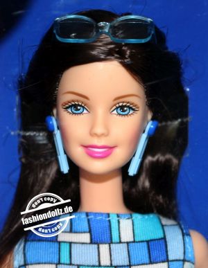 2001 Hip 2 Be Square / Boutique Barbie, blue - brunette #28315