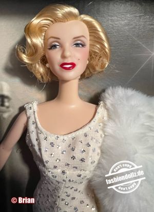 2001 Timeless Treasures - Marilyn Monroe Barbie # 53873