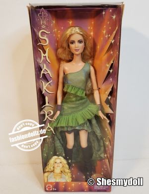 2003 Shakira Barbie, green concert-outfit #B7633 