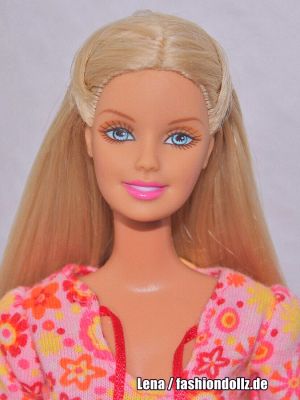 2003 Weekend Chic Barbie C1981