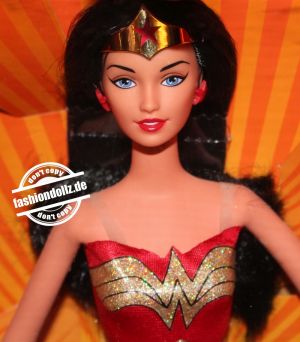 2003 Wonder Woman Barbie, DC Comics B5836