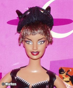 2004 Catwoman Barbie B5838