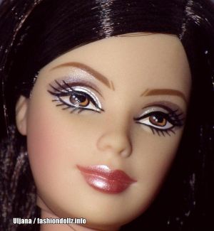 2004 The Birthstone Collection - 06 June Pearl Barbie C5324