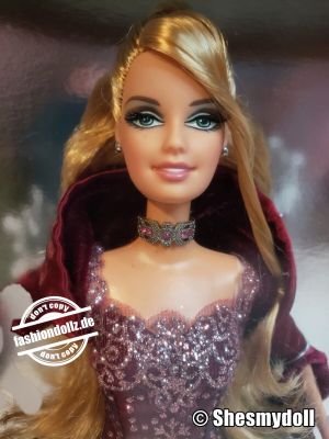 2004 Holiday Barbie #G8177 Burgundy Dress 