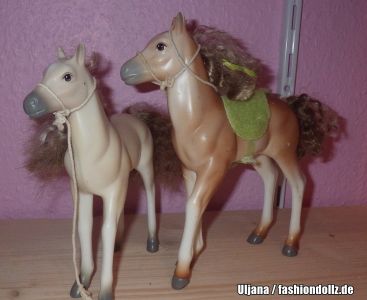 2005 Cali Girl Horses Laguna & Torrance Set    H0841