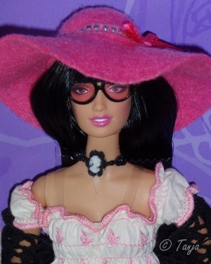 2006 Anna Sui Boho Barbie  J8514