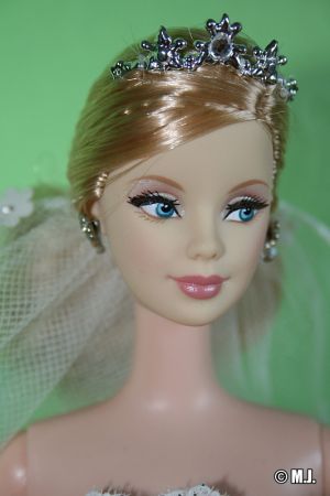 2006 Davids Bridal Romance Barbie K7943 Silver Label