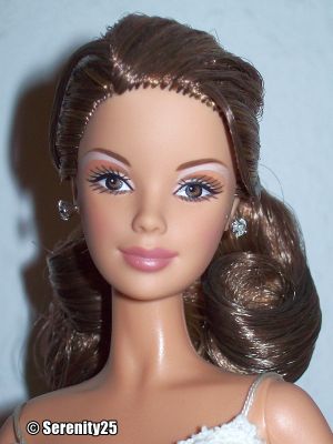 2006 Monique Lhuillier Bride Barbie, brunette J0960