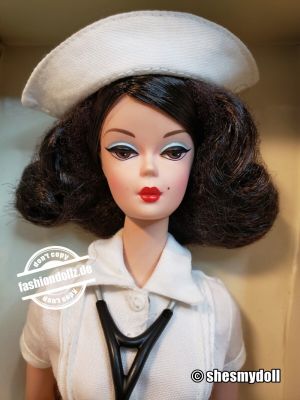 2006 The Nurse Silkstone Barbie #J4253