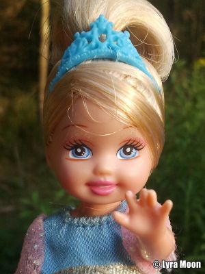 2007 Barbie as the Island Princess - Swing & Twirl Tika Kelly, blonde #K8118