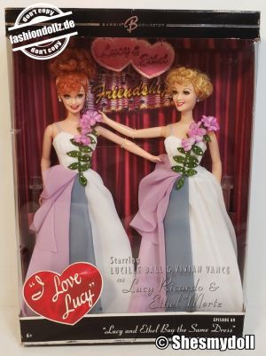 2007 I love Lucy - Lucy and Ethel Buy the Same Dress #K8670  