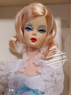 2007 The Ingenue Barbie K7932