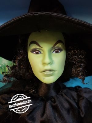 2007 The Wizard Of Oz -  Wicked Witch of the West Barbie #K8685