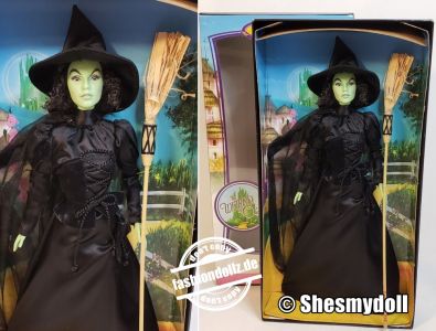 2007 The Wizard Of Oz -  Wicked Witch of the West Barbie #K8685 