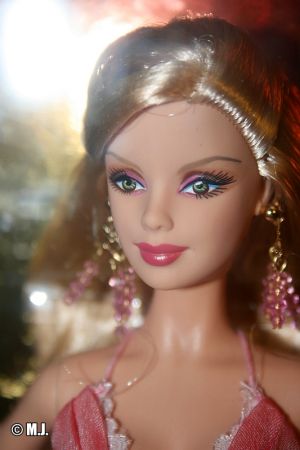 2008 Barbie Doll by Sharon Zuckerman L9590 Pink Label