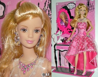 2009 Color Your World Pink Barbie P7657