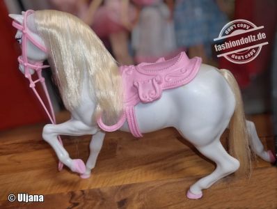 2009 Rapunzel Barbie Horse and Carriage  #P6855