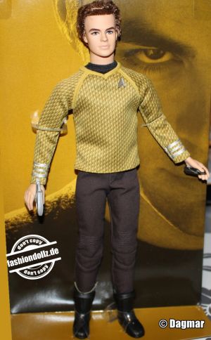 2009 Star Trek Captain Kirk #      N5502