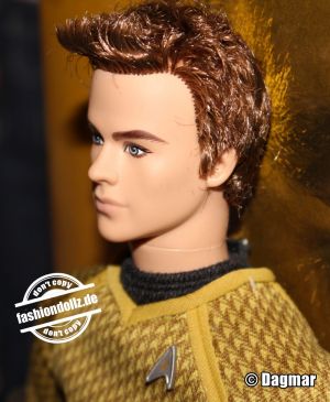 2009 Star Trek Captain Kirk #    N5502