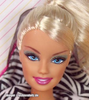 2010 Video Girl Barbie R4093