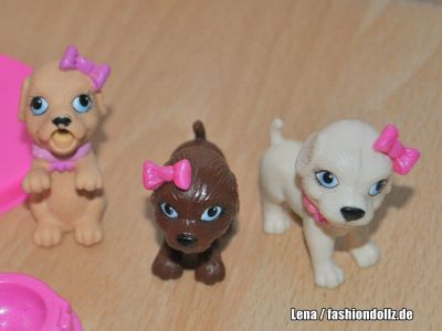 2010 Barbie, Taffy & Puppies Playset M4215