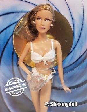 2010 Dr. No Barbie - James Bond  #R4464  