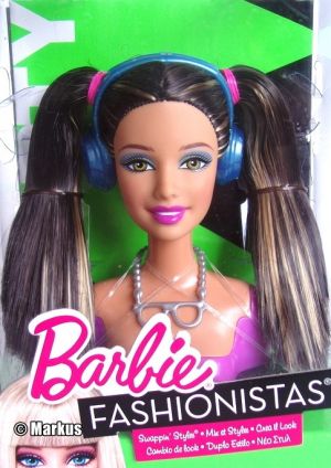 2011 Fashionistas Swappin' Styles Wave 2 Sporty Extra Head  V4395
