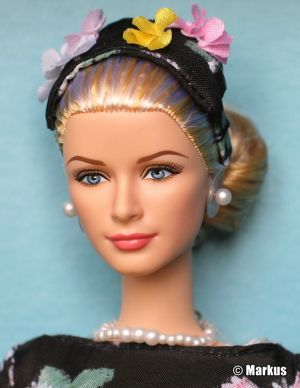 2011 Grace Kelly Barbie - The Romance #T7942