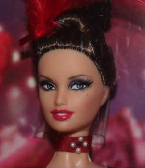 2011 Moulin Rouge Barbie T7910 