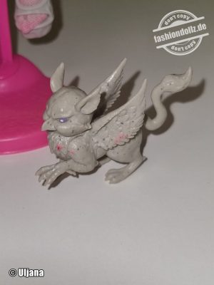 Roux - 2011 Monster High - Wave 4 Rochelle Goyle #X3650