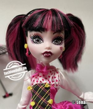 2011 Monster High - Wave 2 Draculaura & Clawd Wolf #V7961