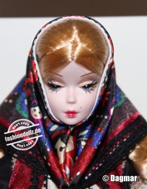 2011 Russia Collection - Mila Silkstone Barbie #T7672