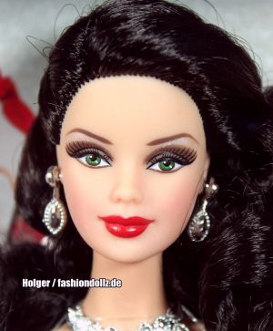2012 Holiday Barbie, brunette W3538